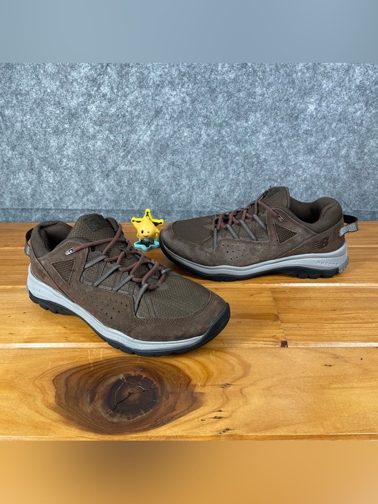 New Balance Other - New Balance 669v2 Men's Size 11.5 2E Wide Brown Hiking Walking Sneakers MW669LC2